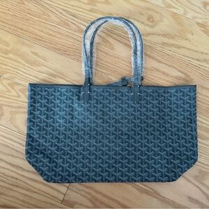 New Tote Bag.  Never used.  Excellent condition.